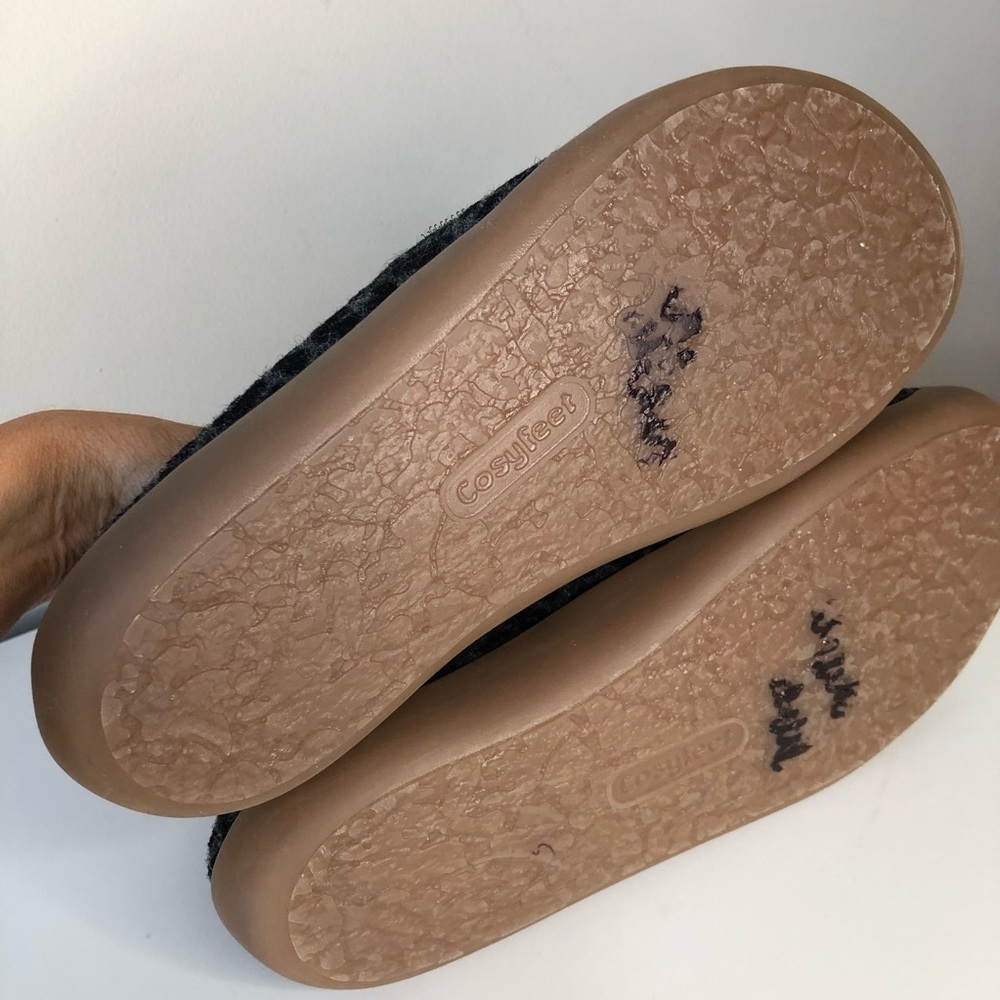 Pure Wool Cozy Feet Gray Leopard Print Rubber Sole Velcro Strap Slipper Shoes 6 - Picture 6 of 9